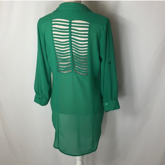 Audrey Ann Slat Back Green Button Top Size M - Picture 2 of 8